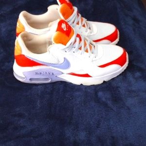 4 pairs of tennis shoes barely ever worn